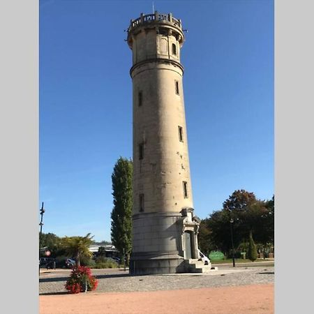 Au Pied Du Phare... Lägenhet Honfleur Exteriör bild